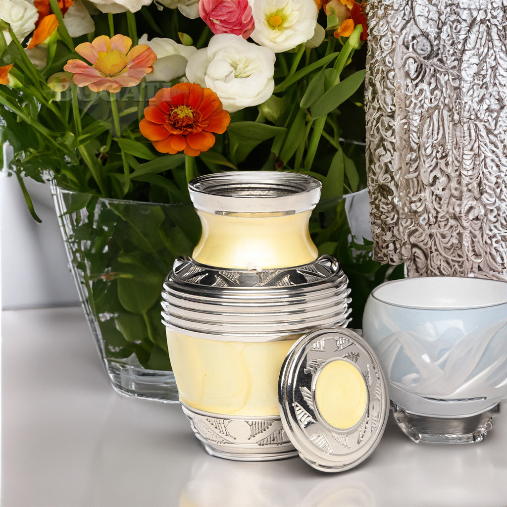 KEEPSAKE Nickel Plated Brass Urn -1963- Enamel finish with Silver Bands