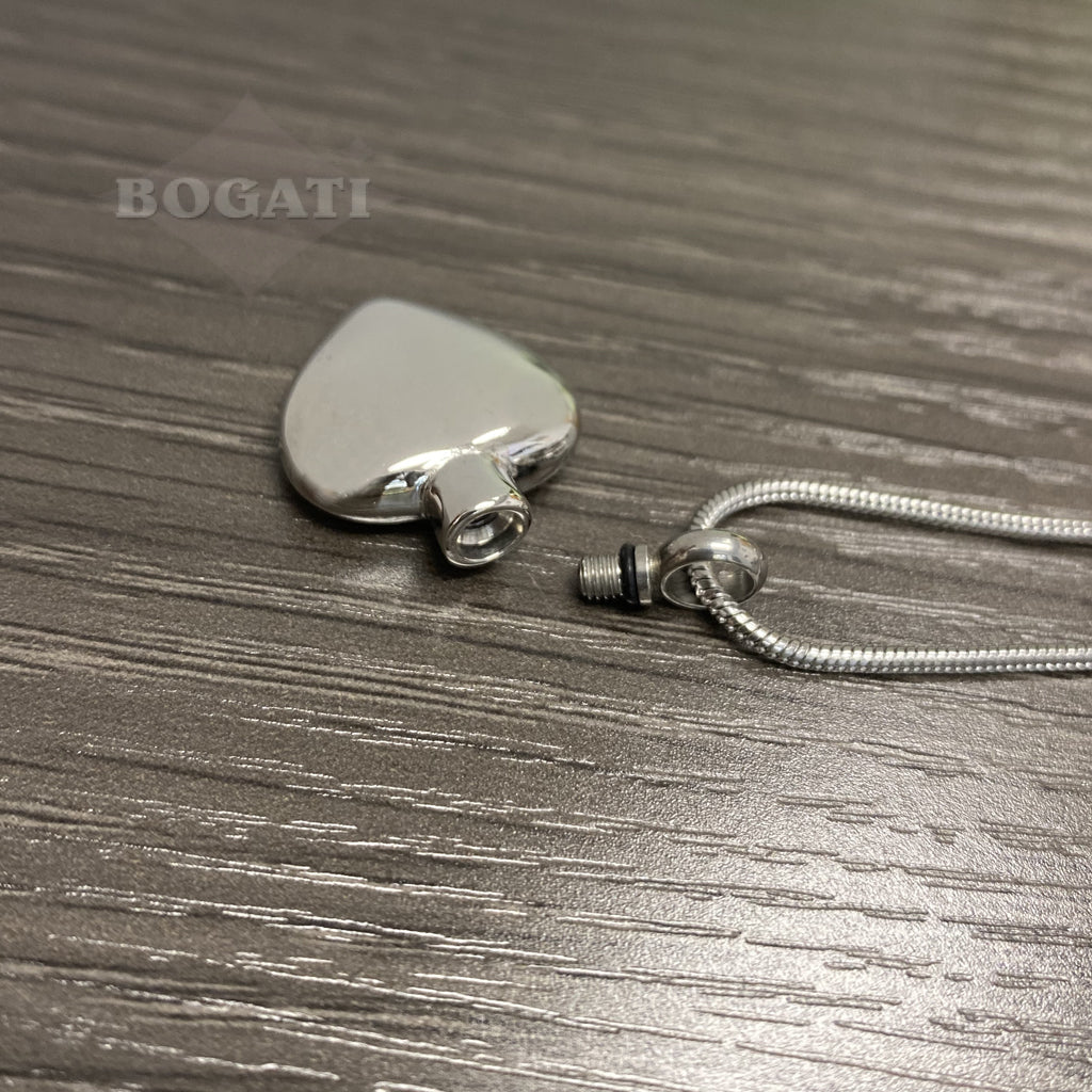 J-035 - Simple Heart - Silver-tone - Pendant with Chain