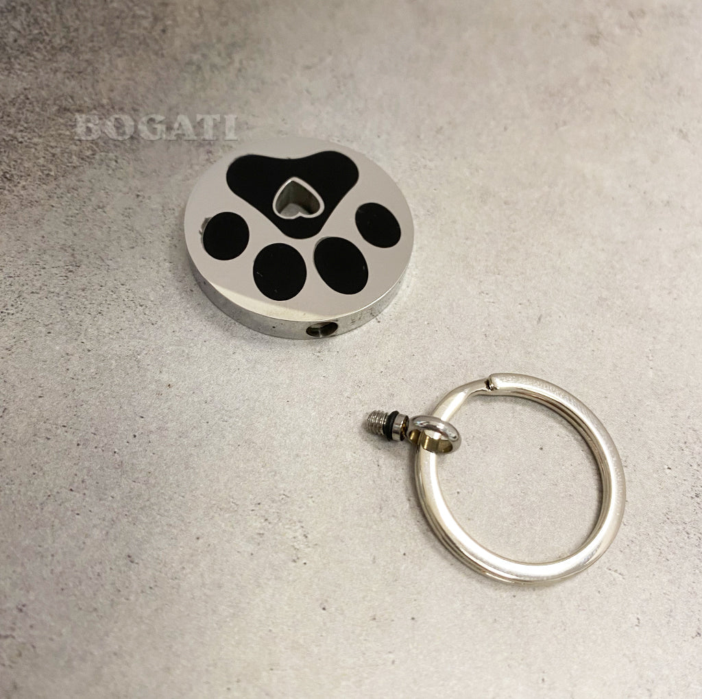 Paw Circle with Heart -Memorial Keychain