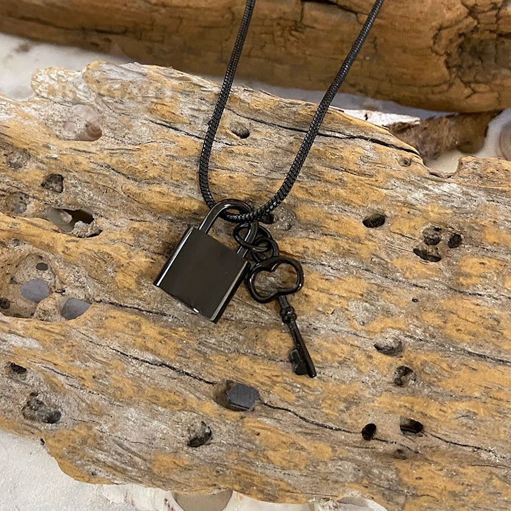J-197 - Lock And Key ~Pendant With Chain