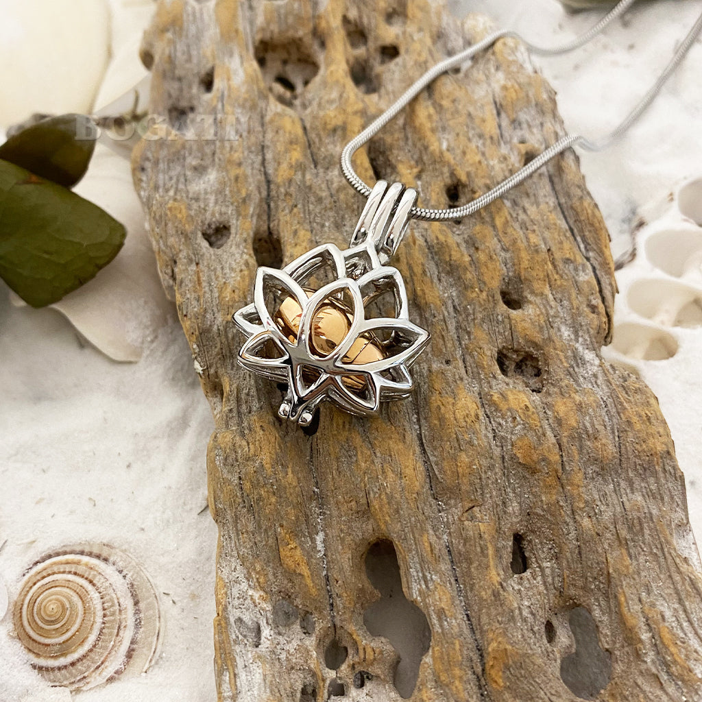J-2000 - Lotus Flower Locket - Pendant with Chain