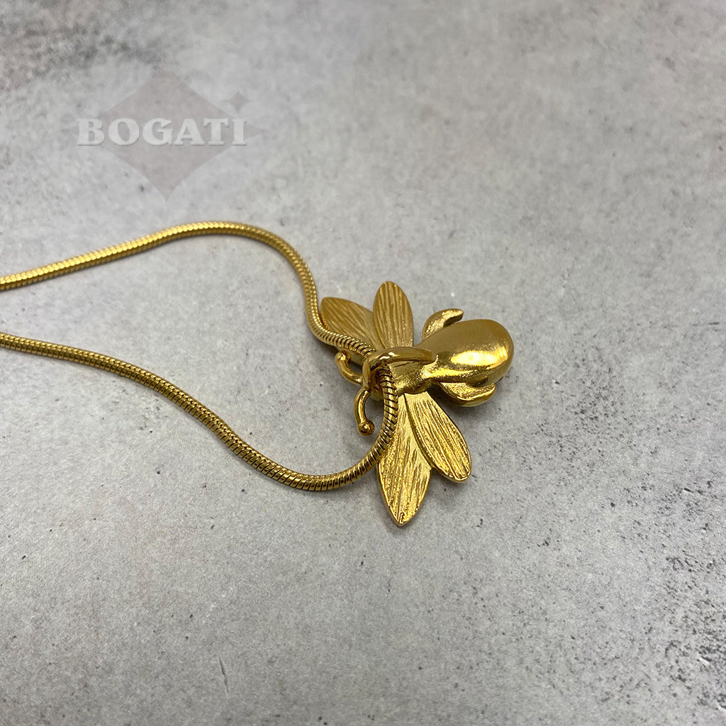 J-7465 Bumble Bee - Pendant with Chain