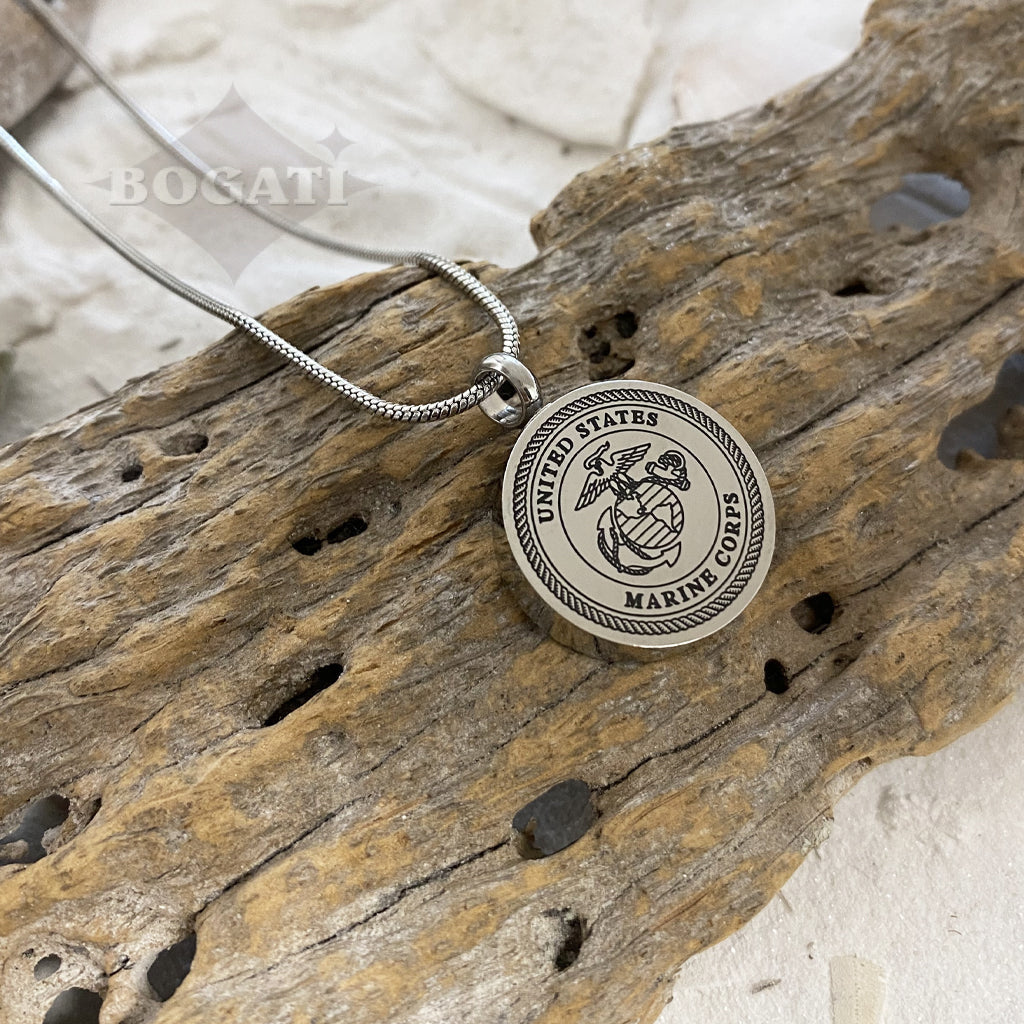 U.s. Military Emblem - Pendant With Chain
