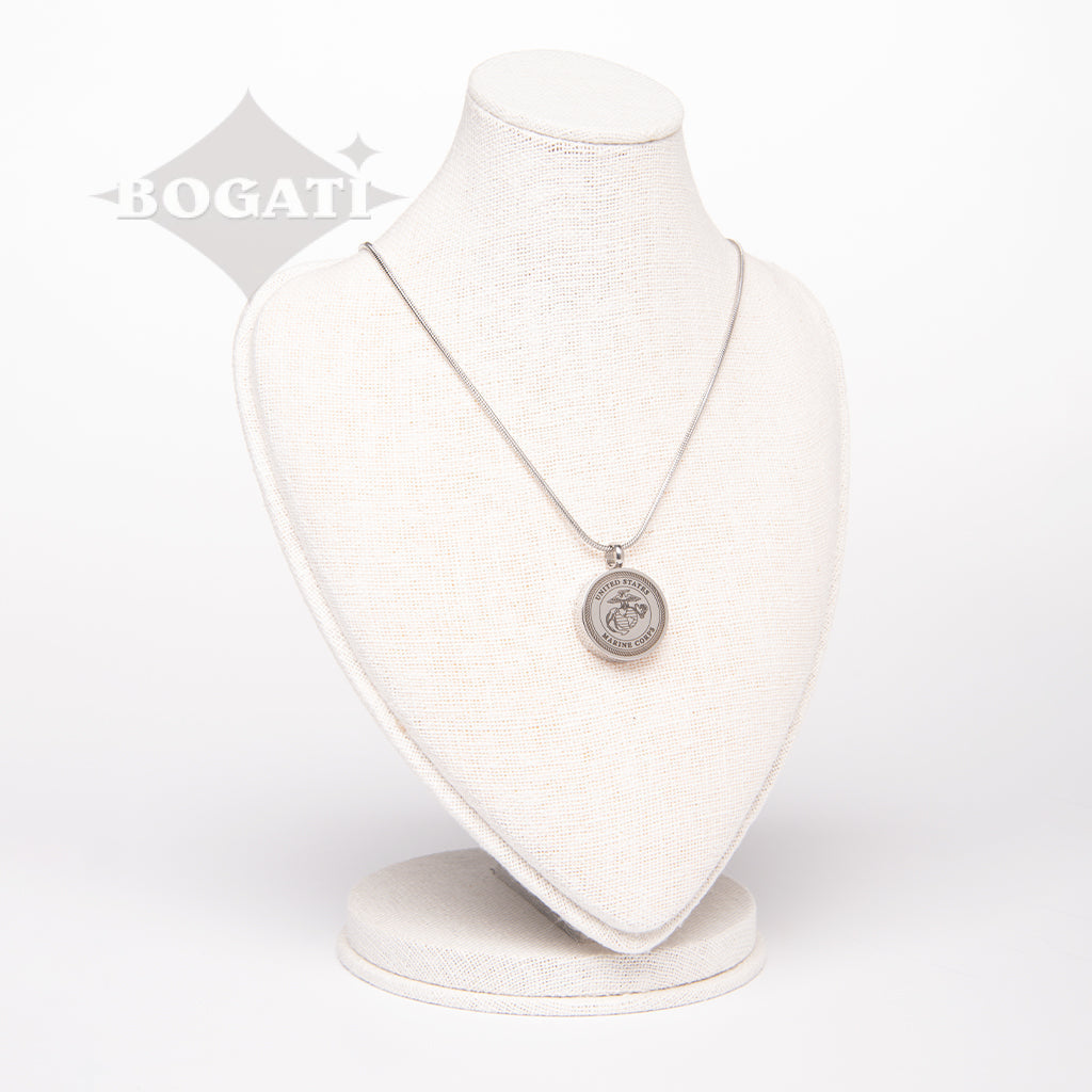 U.s. Military Emblem - Pendant With Chain