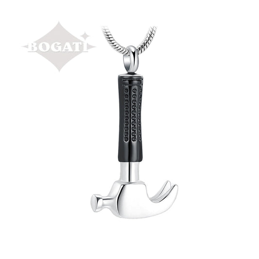 J-1408 - Hammer Silver And Black Pendant With Chain Large