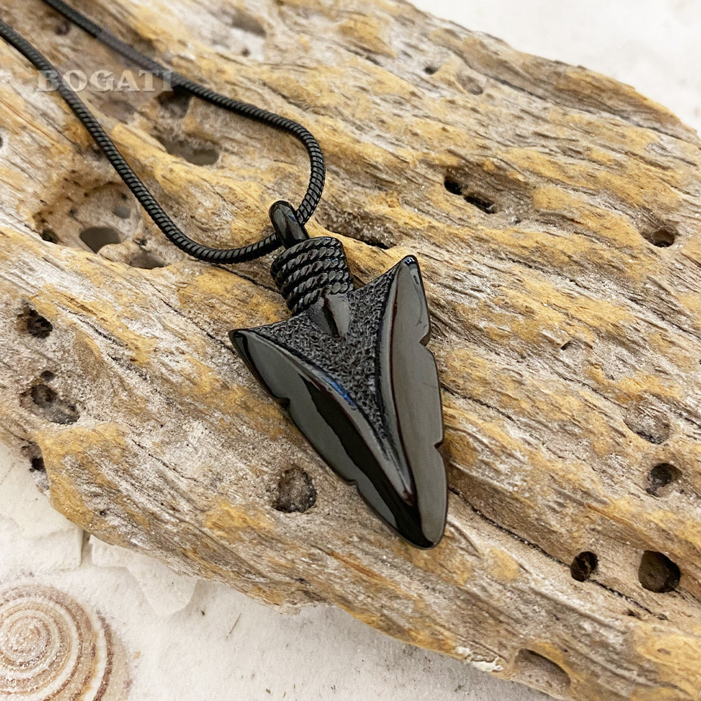 J-1515 Arrowhead - Silver-tone - Pendant with Chain