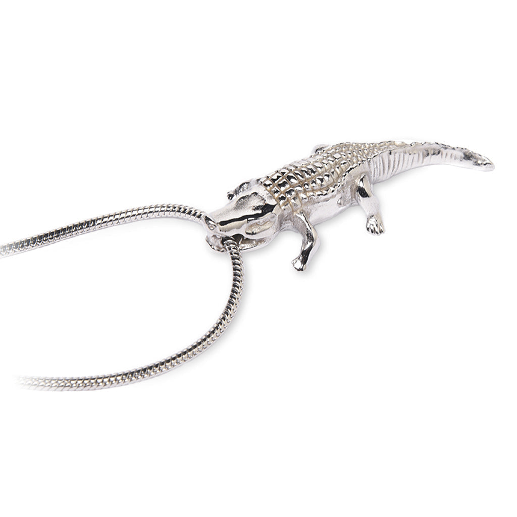 J - 157 - Alligator Pendant With Chain