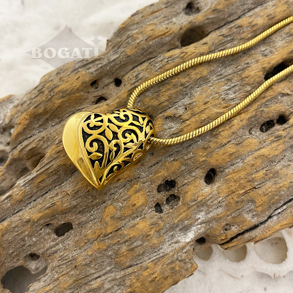 J-432 - Filigree Heart - Pendant with Chain