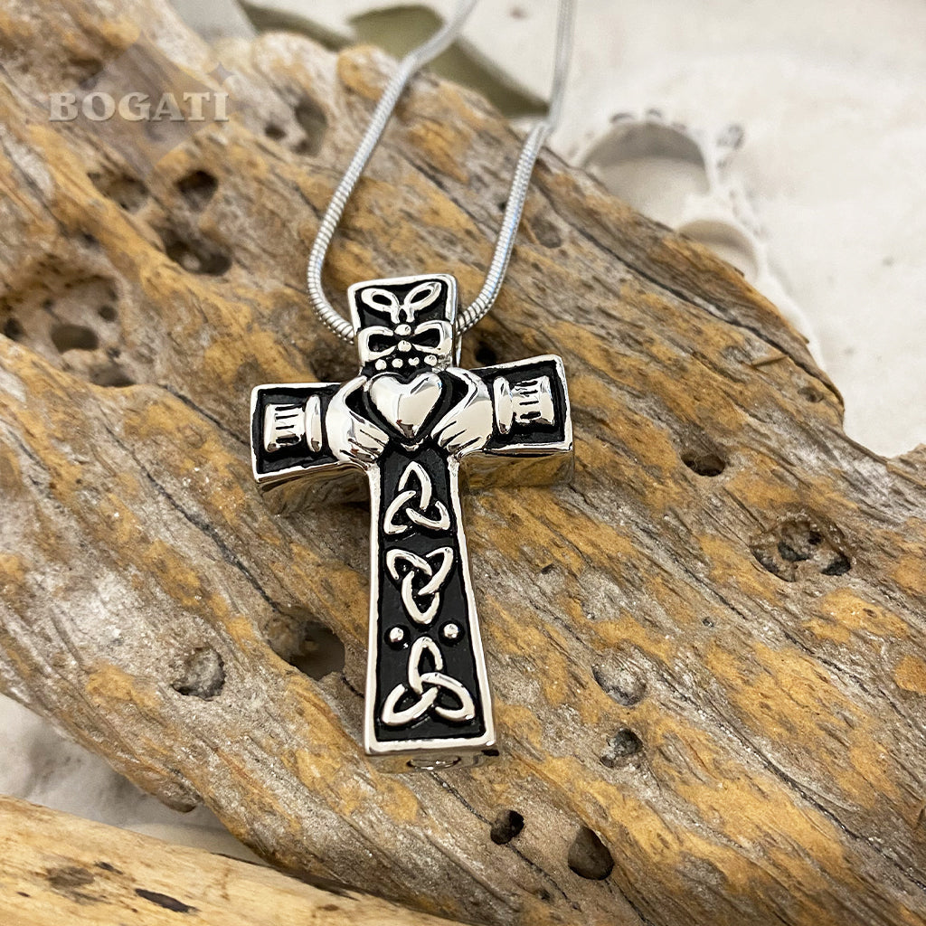 J-601 - Celtic Cross with Green Stone - Pendant with Chain