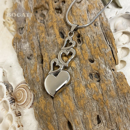 J-6779 - Four Hearts - Silver-tone - Pendant with Chain