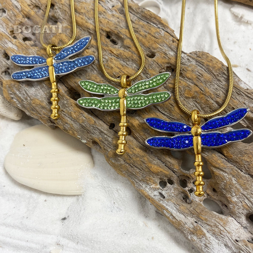 J-7149 - Winged Dragonfly - Pendant with Chain