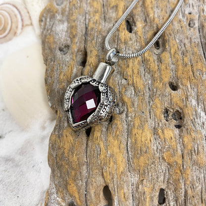 J-720 - Winged Heart-Stone - Pendant with Chain