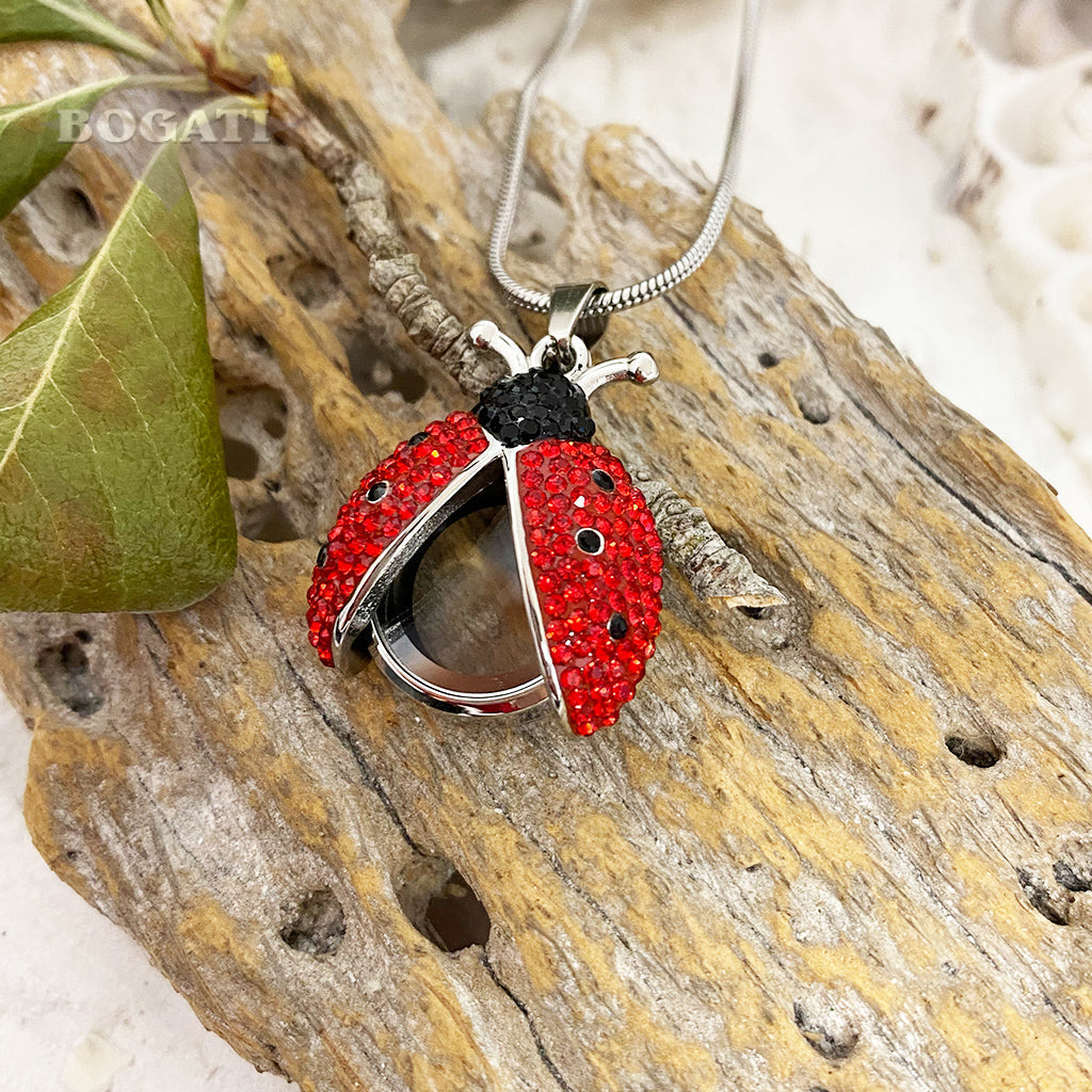 J-7462 Bejeweled Ladybug - Pendant with Chain