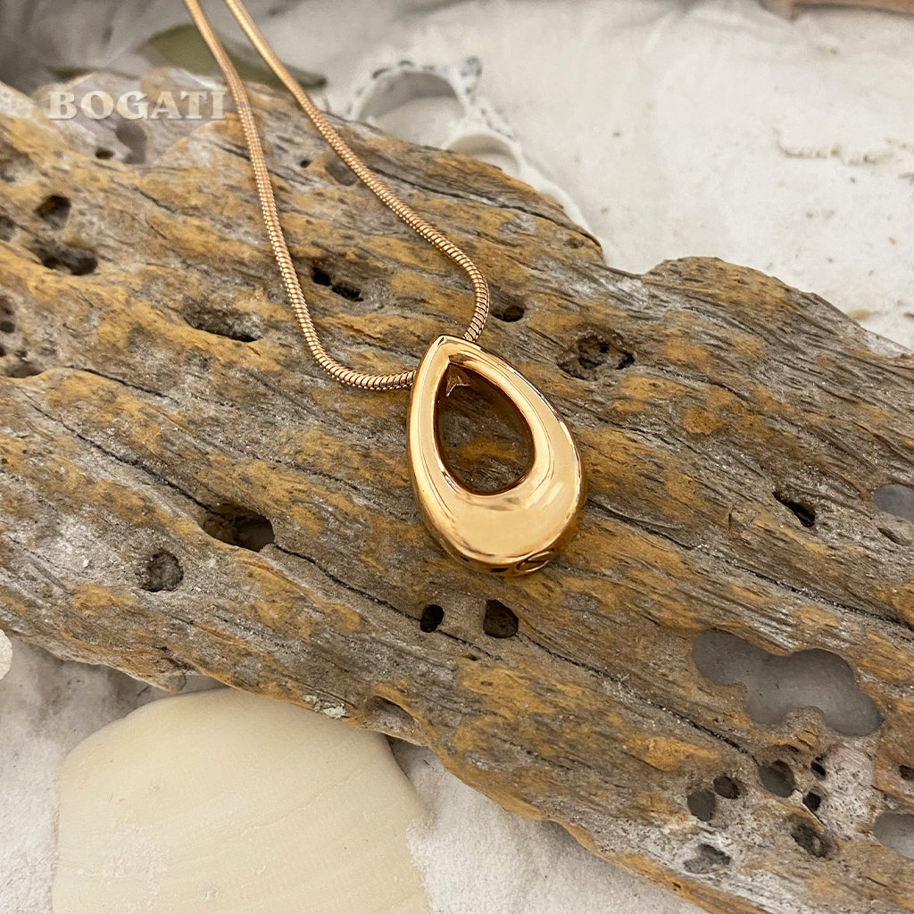 J-575 - Rounded Teardrop - Rose Gold-tone - Pendant with Chain