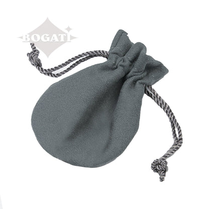 J-009 - Jesus on the Cross - Pendant with Chain